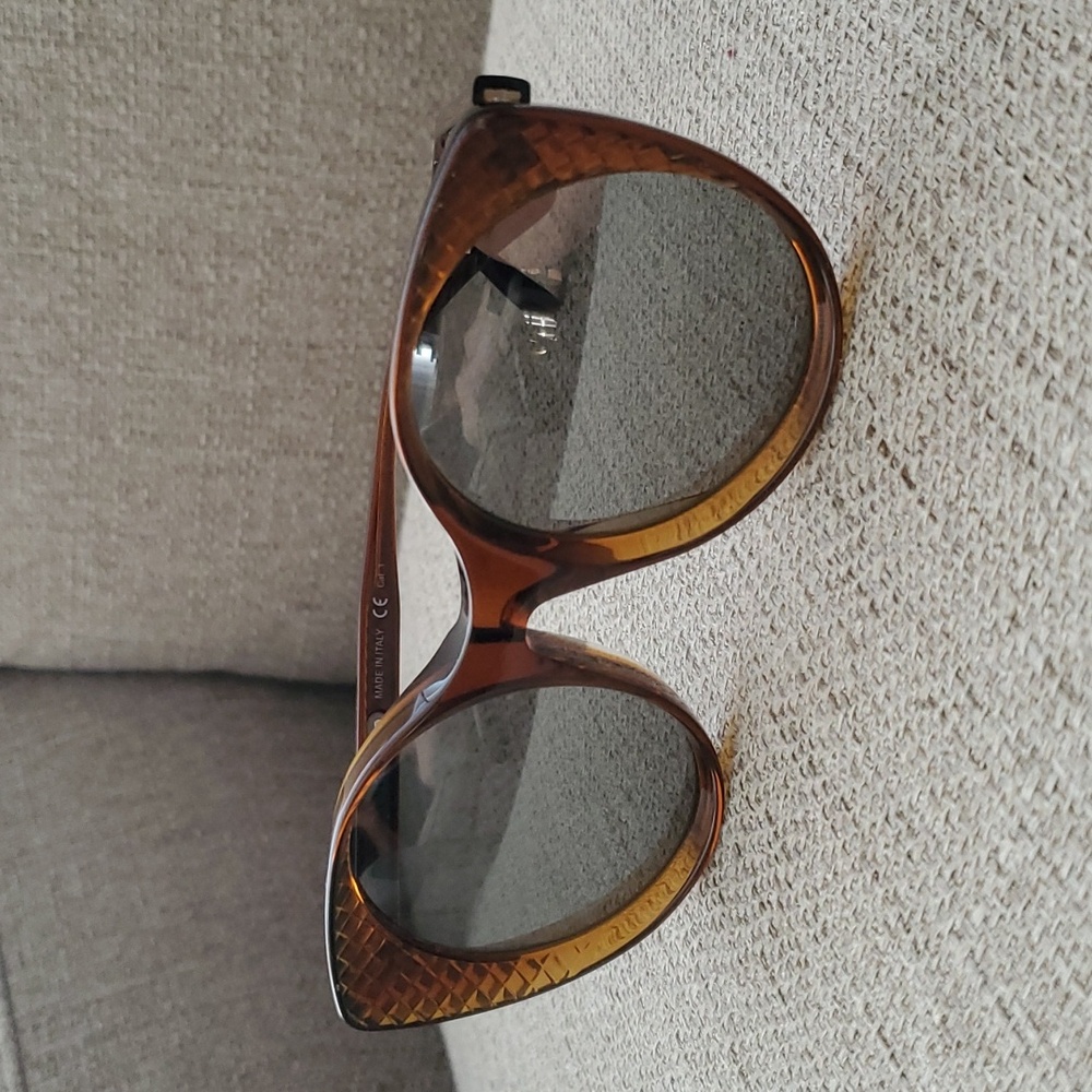 Bottega Venta Shades